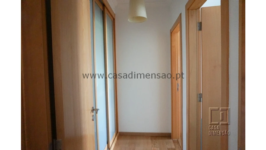Apartamento T2 para Venda em Venteira Foto 32