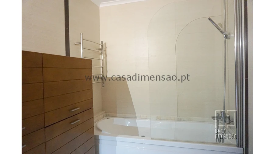 Apartamento T2 para Venda em Venteira Foto 44
