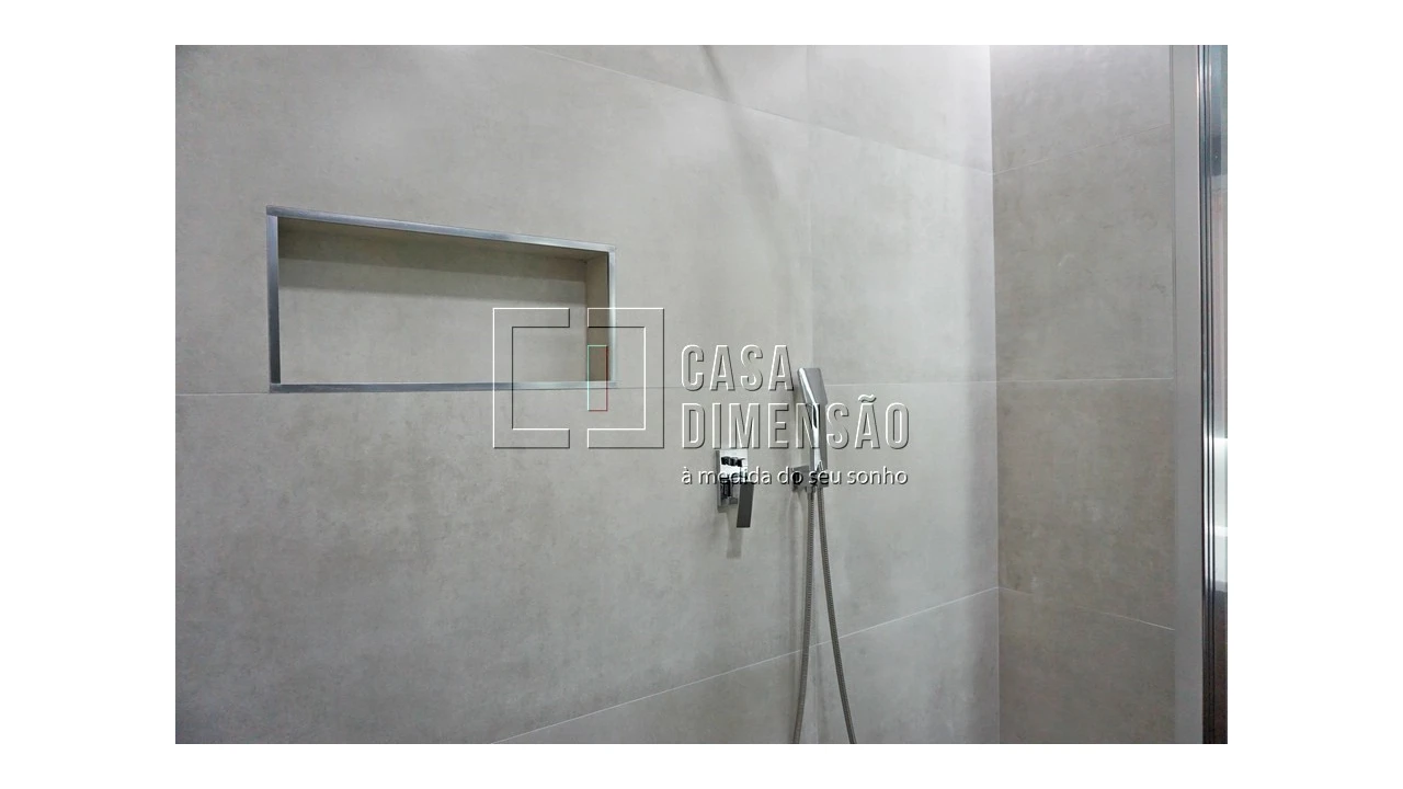 Apartamento T5 para Venda em Porto Salvo Foto 53