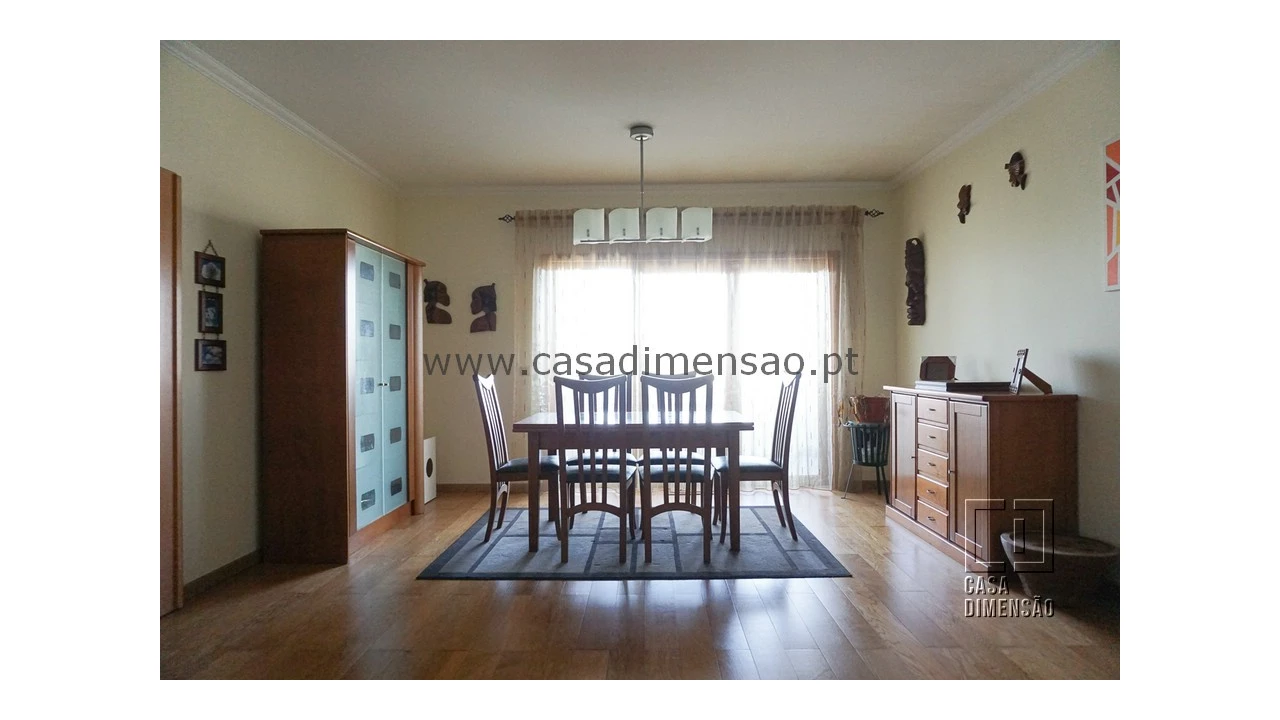 Apartamento T2 para Venda em Carnaxide e Queijas Foto 7
