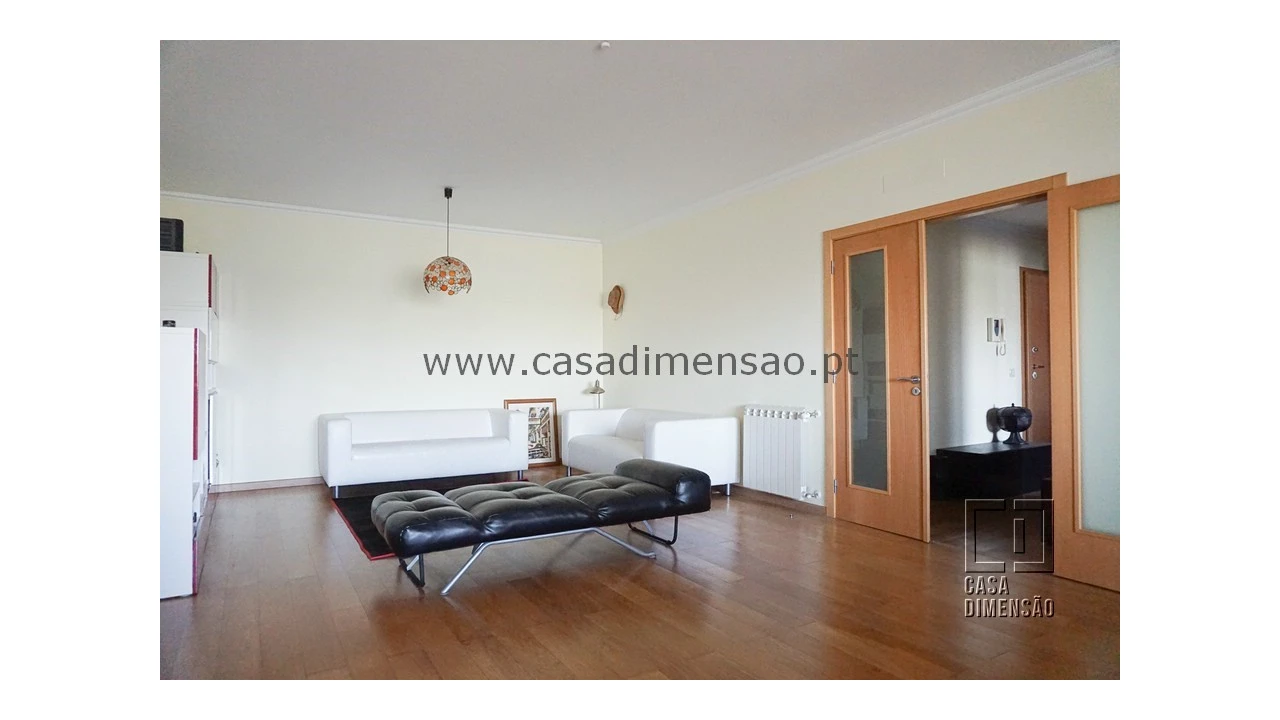 Apartamento T2 para Venda em Carnaxide e Queijas Foto 15