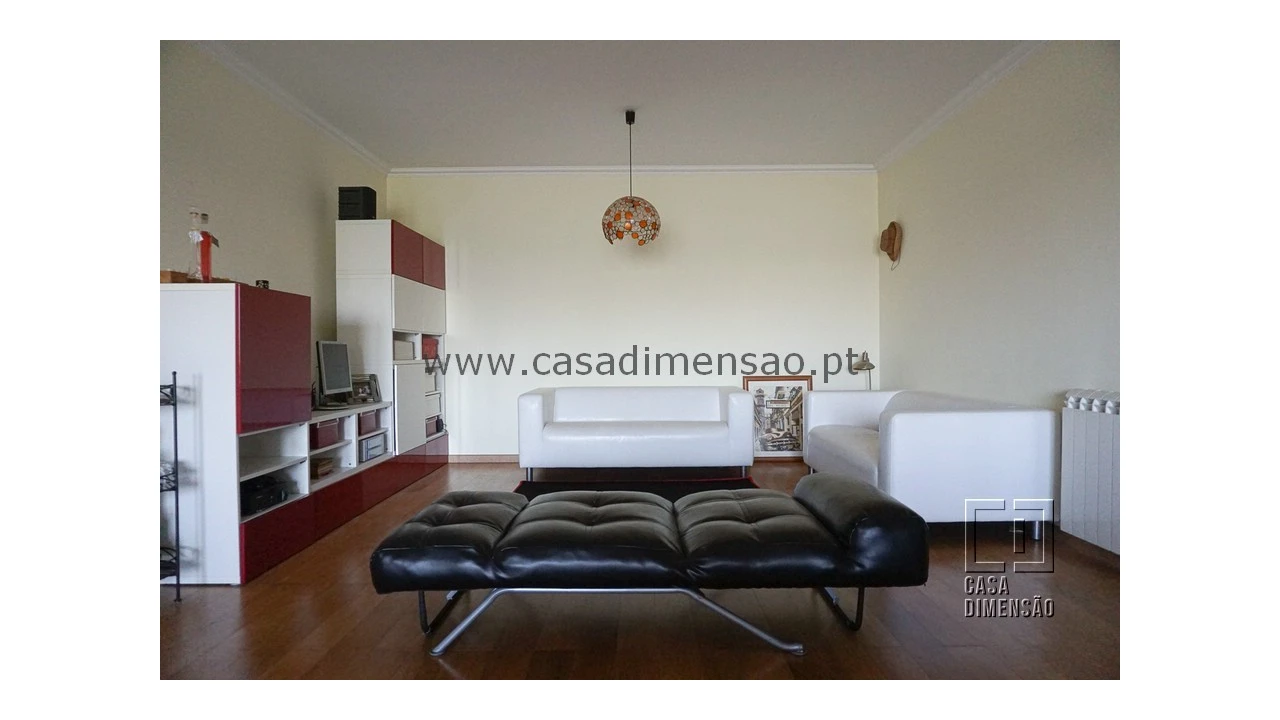 Apartamento T2 para Venda em Carnaxide e Queijas Foto 17