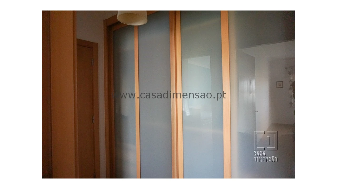 Apartamento T2 para Venda em Carnaxide e Queijas Foto 33