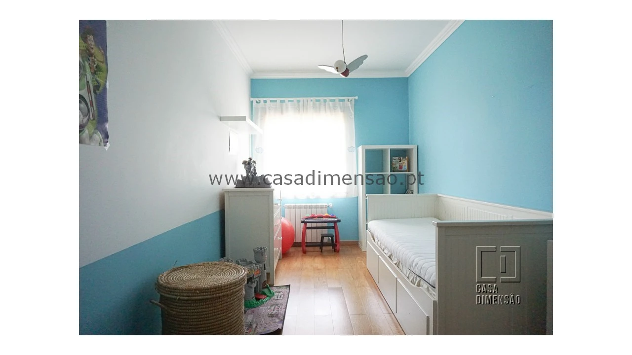 Apartamento T2 para Venda em Carnaxide e Queijas Foto 35