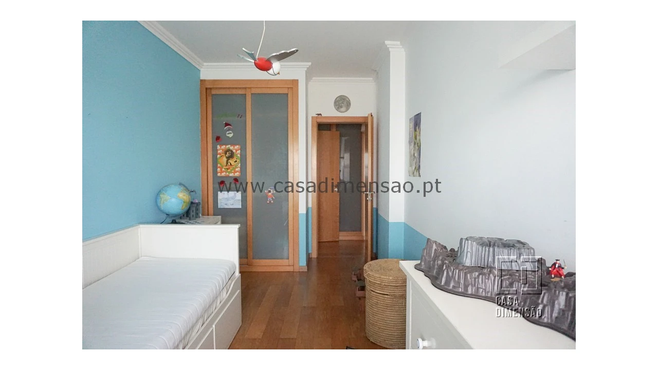 Apartamento T2 para Venda em Carnaxide e Queijas Foto 38