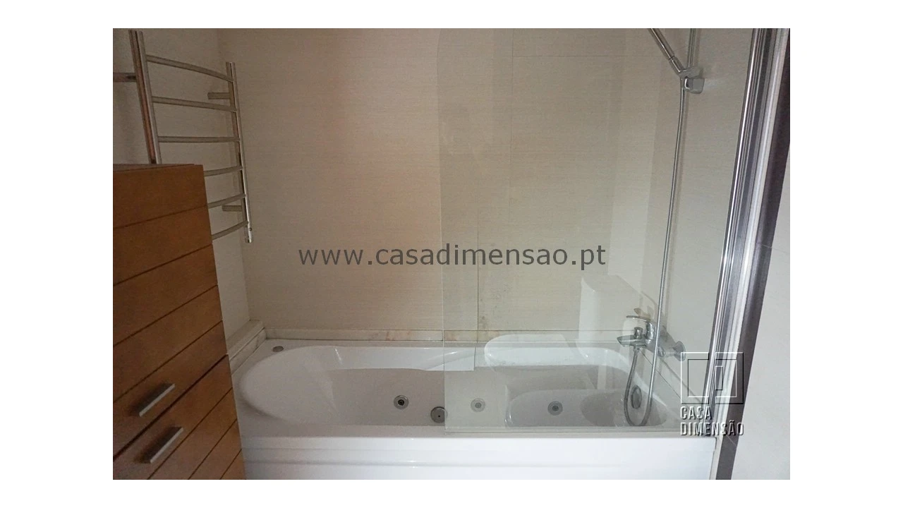 Apartamento T2 para Venda em Carnaxide e Queijas Foto 45