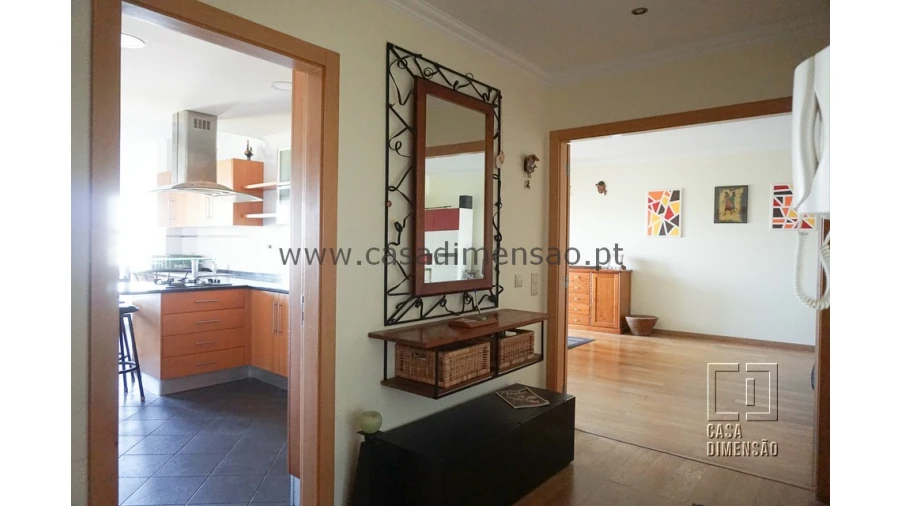 Apartamento T2 para Venda em Carnaxide e Queijas Foto 2