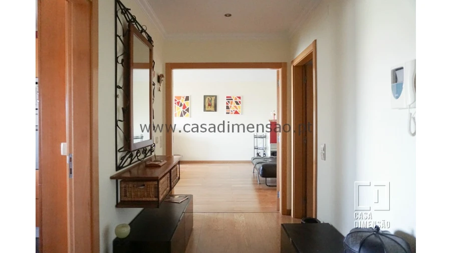 Apartamento T2 para Venda em Carnaxide e Queijas Foto 4