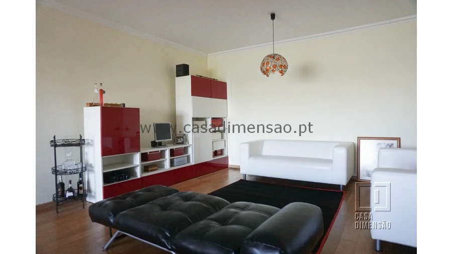 Apartamento T2 para Venda em Carnaxide e Queijas Foto 6