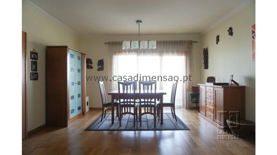 Apartamento T2 para Venda em Carnaxide e Queijas Foto 7