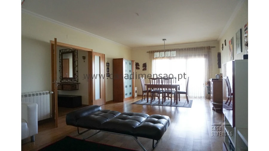 Apartamento T2 para Venda em Carnaxide e Queijas Foto 9
