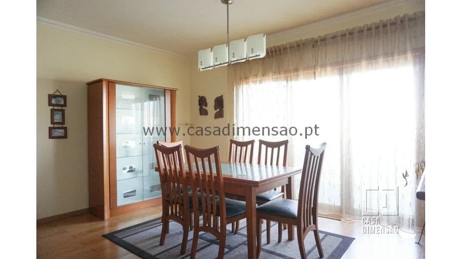 Apartamento T2 para Venda em Carnaxide e Queijas Foto 11