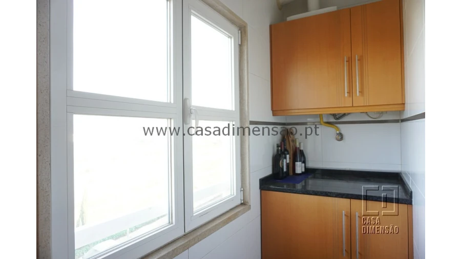 Apartamento T2 para Venda em Carnaxide e Queijas Foto 25