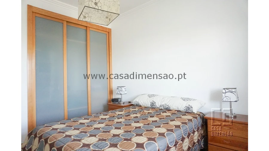Apartamento T2 para Venda em Carnaxide e Queijas Foto 42