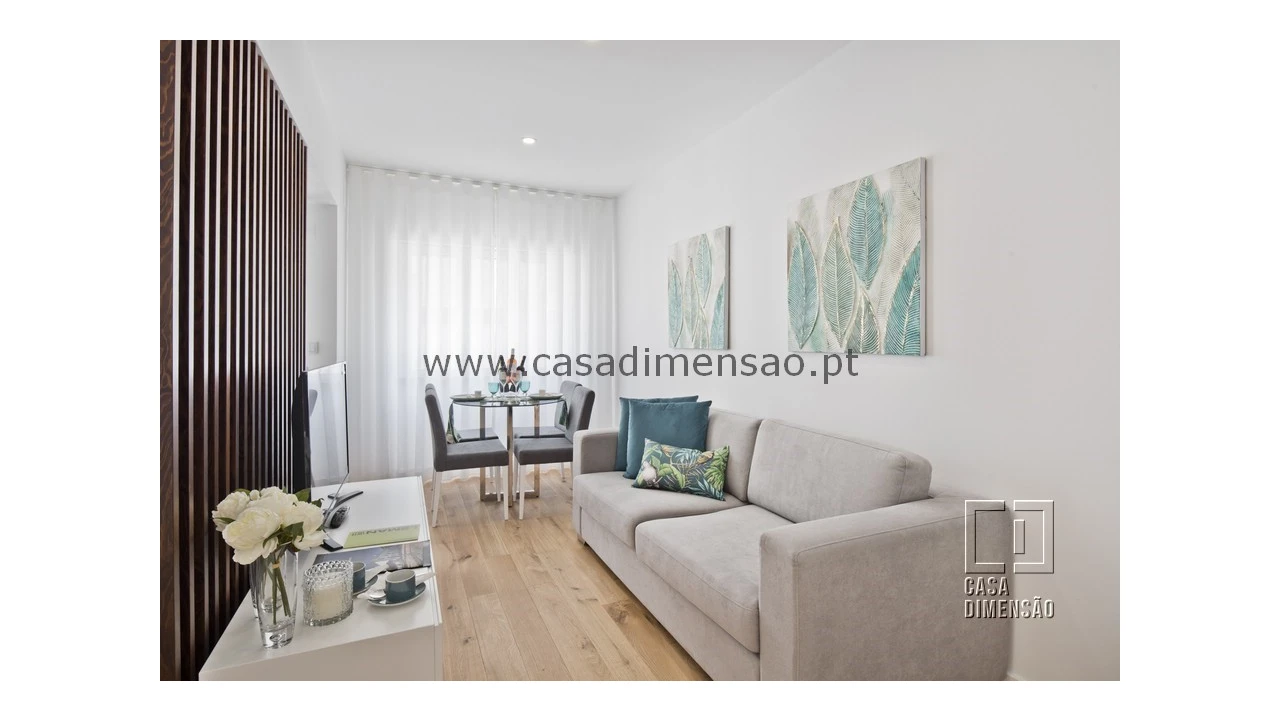 Apartamento T1 para Venda em Avenidas Novas Foto 2