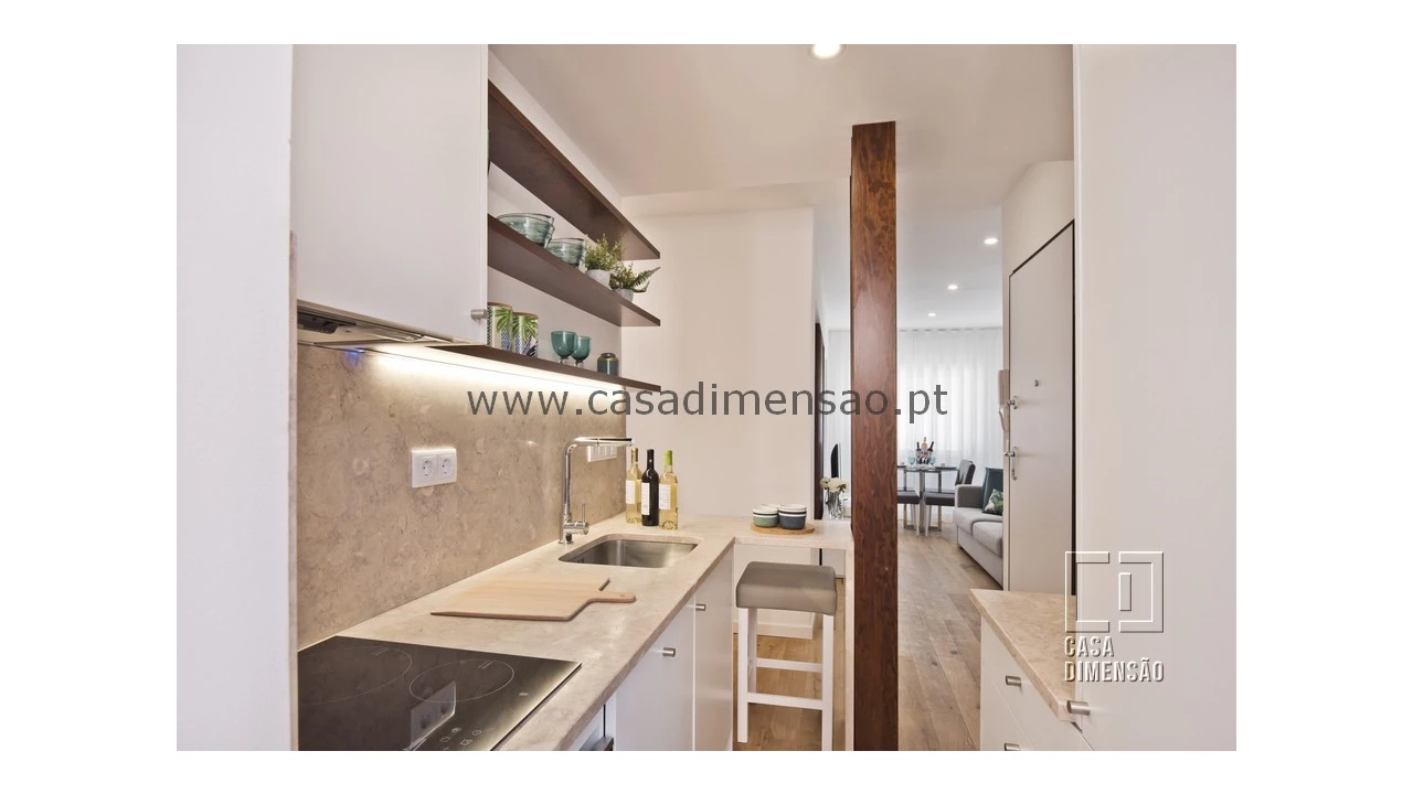 Apartamento T1 para Venda em Avenidas Novas Foto 18
