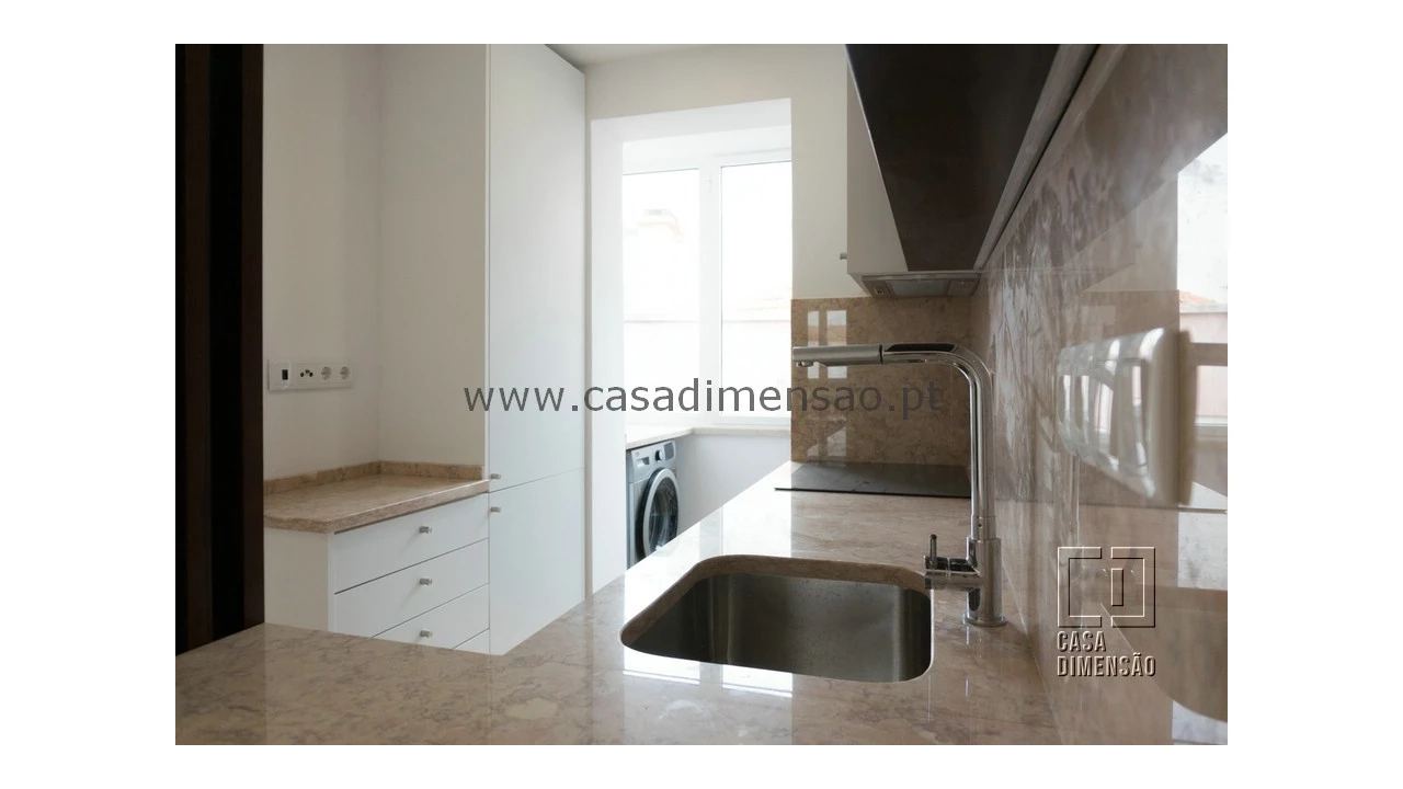 Apartamento T1 para Venda em Avenidas Novas Foto 41