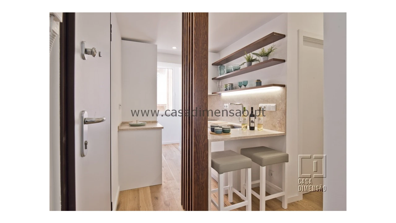 Apartamento T1 para Venda em Avenidas Novas Foto 12