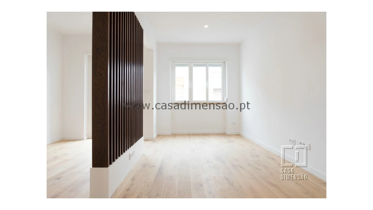 Apartamento T1 para Venda em Avenidas Novas Foto 30