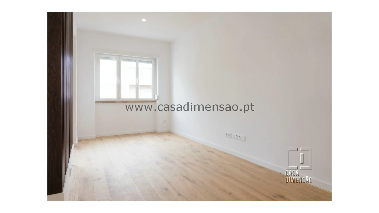 Apartamento T1 para Venda em Avenidas Novas Foto 31