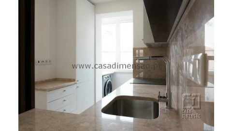 Apartamento T1 para Venda em Avenidas Novas