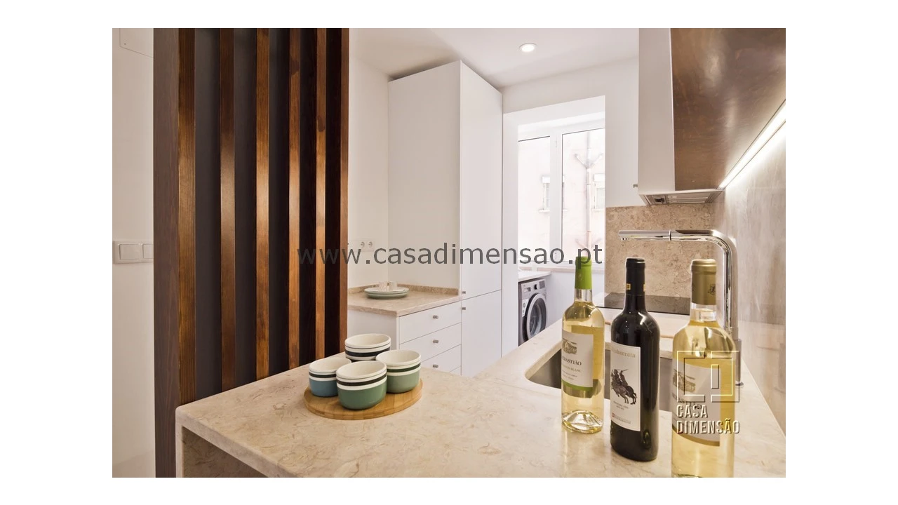 Apartamento T1 para Venda em Avenidas Novas Foto 16