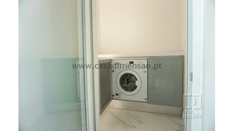 Apartamento T3 para Venda em Oeiras e São Julião da Barra, Paço de Arcos e Caxias