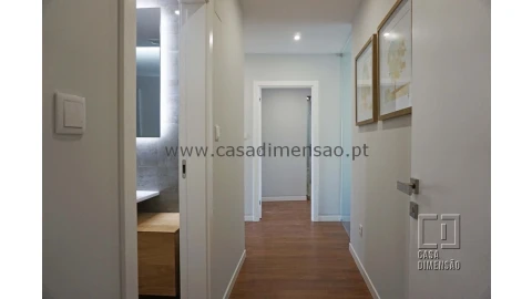Apartamento T3 para Venda em Oeiras e São Julião da Barra, Paço de Arcos e Caxias
