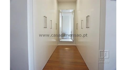 Apartamento T3 para Venda em Oeiras e São Julião da Barra, Paço de Arcos e Caxias
