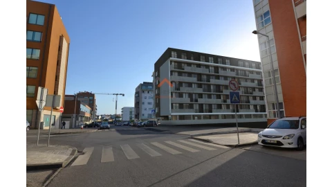 Apartamento T3 para Venda em Glória e Vera Cruz
