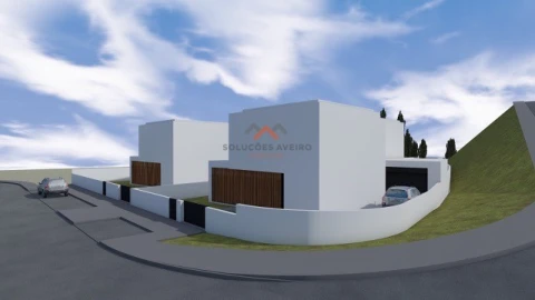 Moradia T4 para Venda em São Bernardo