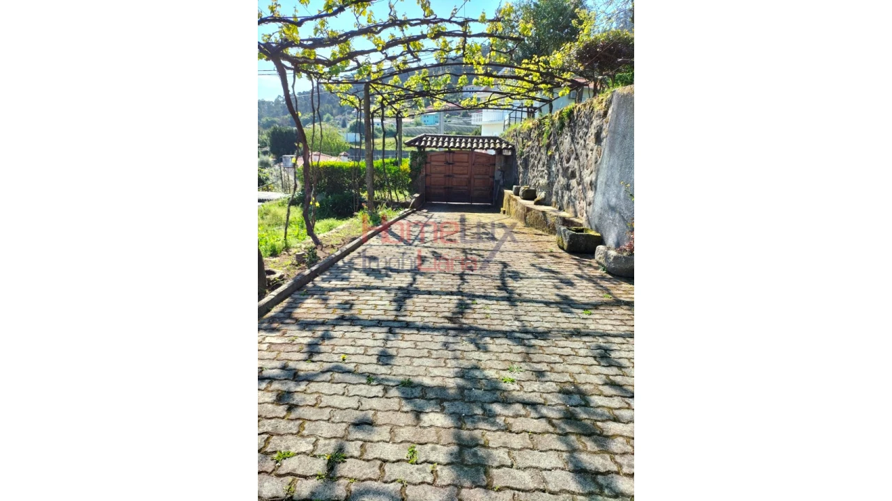 Moradia T5 para Venda em Roriz Foto 2