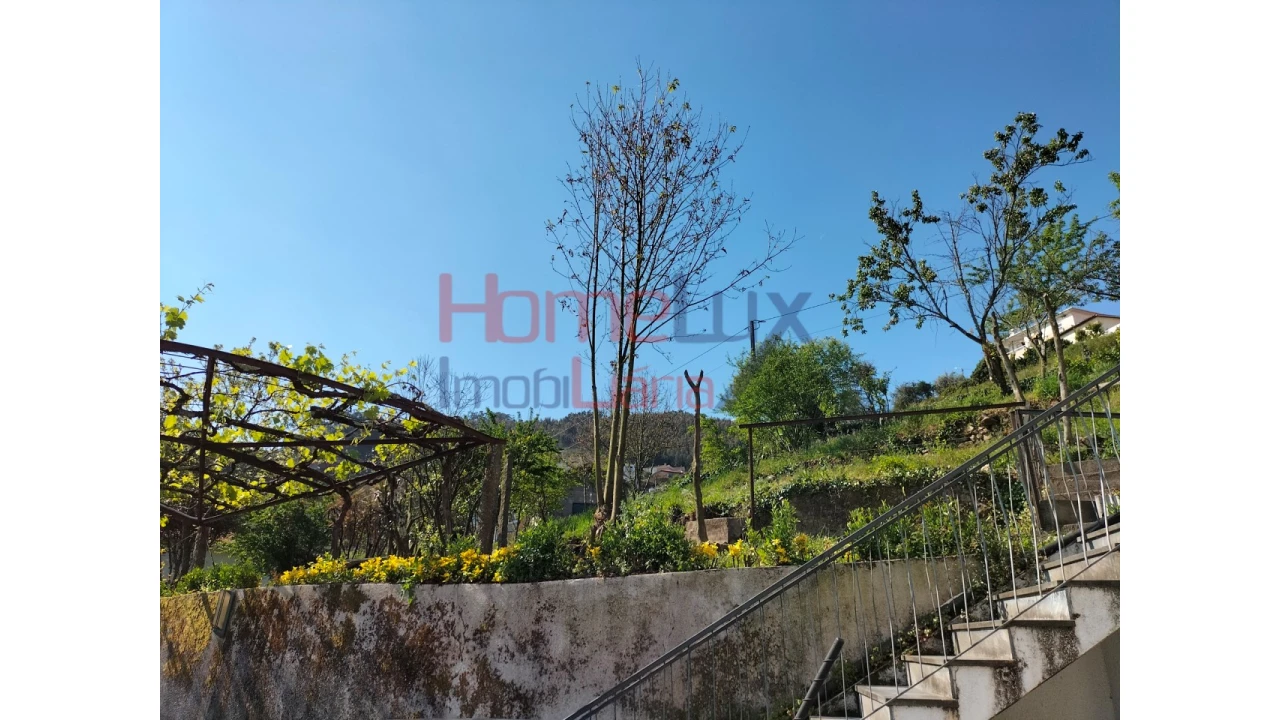 Moradia T5 para Venda em Roriz Foto 8