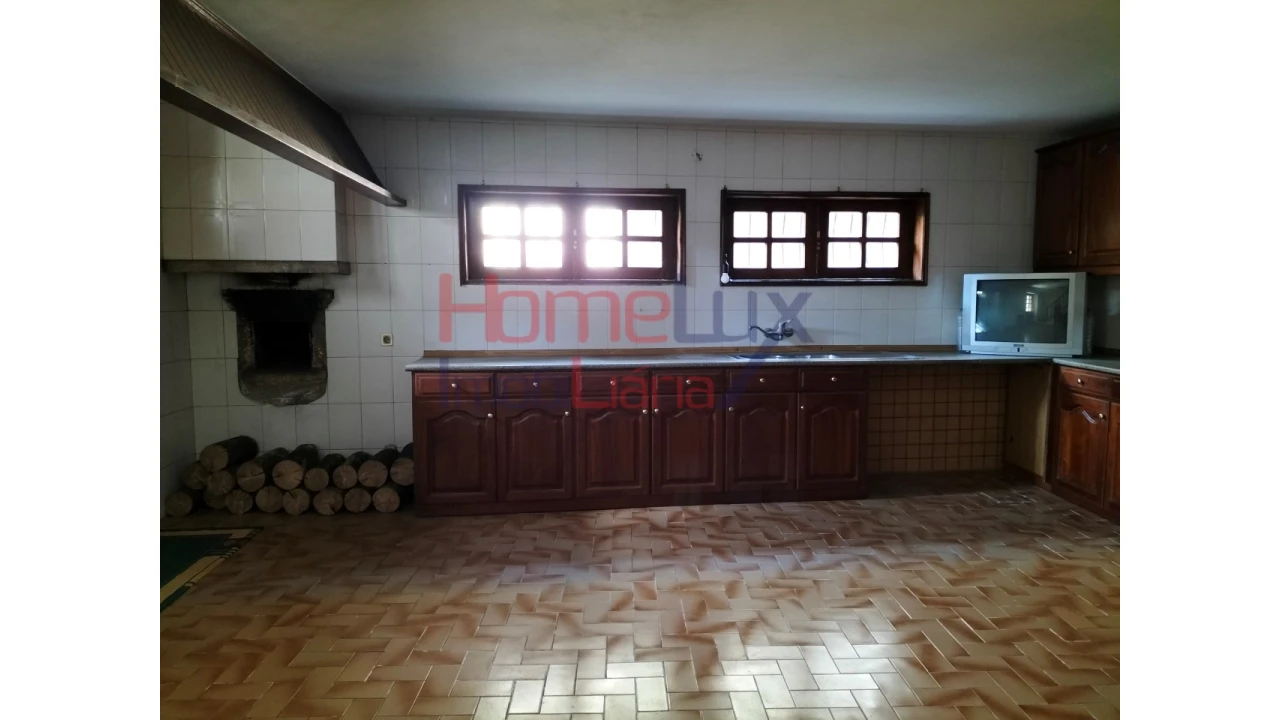 Moradia T5 para Venda em Roriz Foto 13