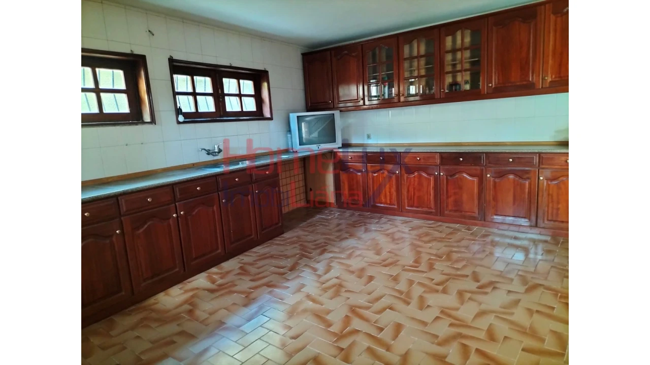 Moradia T5 para Venda em Roriz Foto 14