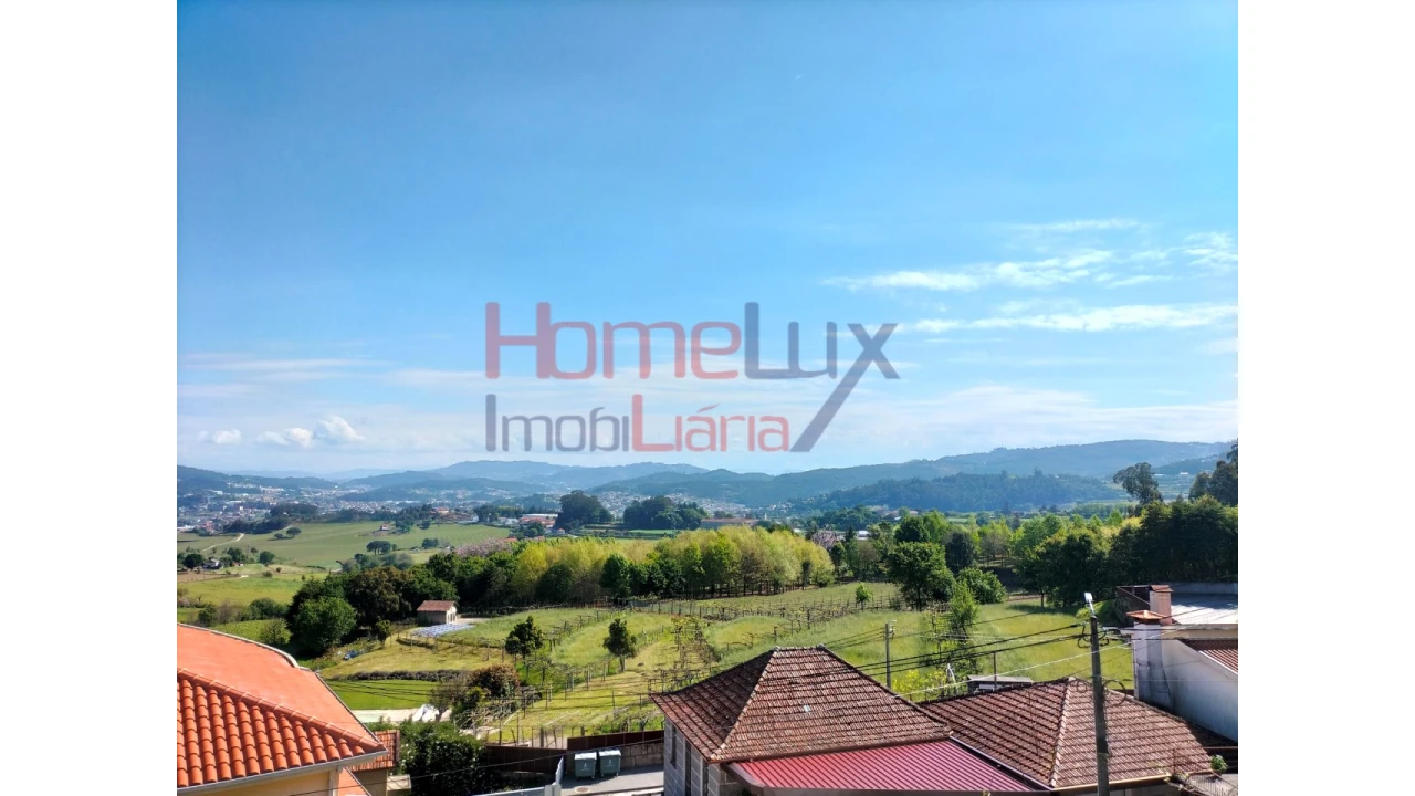 Moradia T5 para Venda em Roriz Foto 33