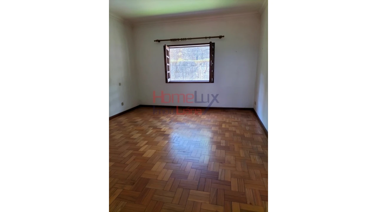 Moradia T5 para Venda em Roriz Foto 53