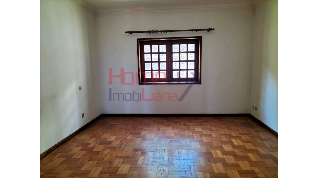 Moradia T5 para Venda em Roriz Foto 54