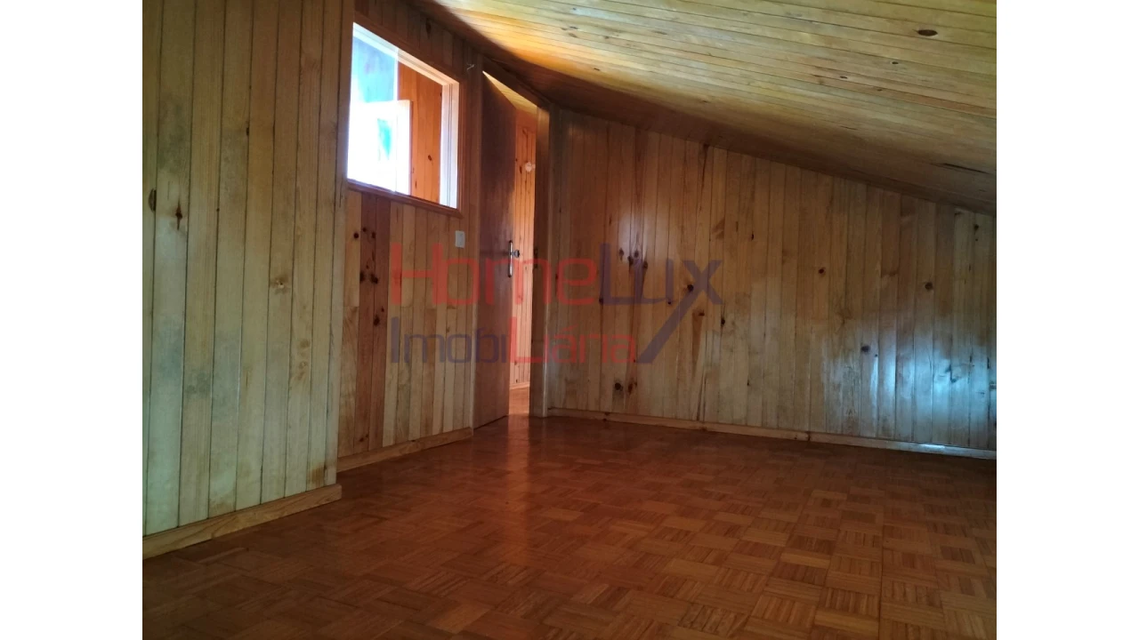 Moradia T5 para Venda em Roriz Foto 78