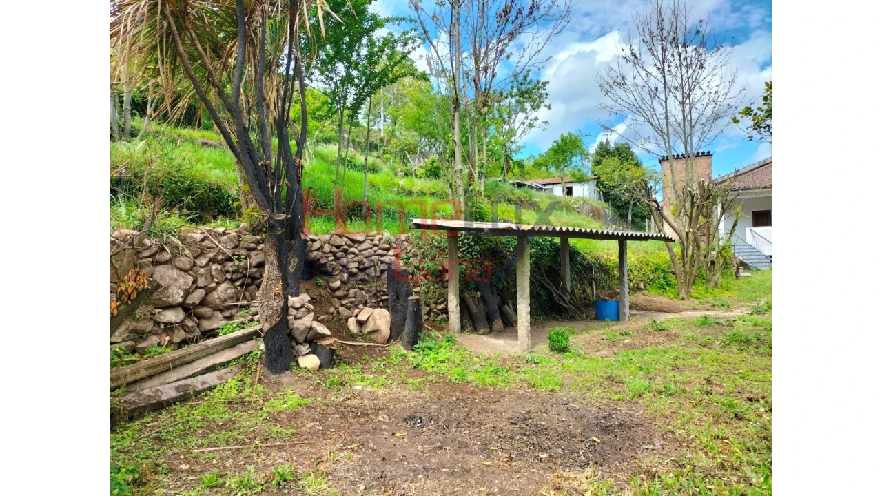 Moradia T5 para Venda em Roriz Foto 136