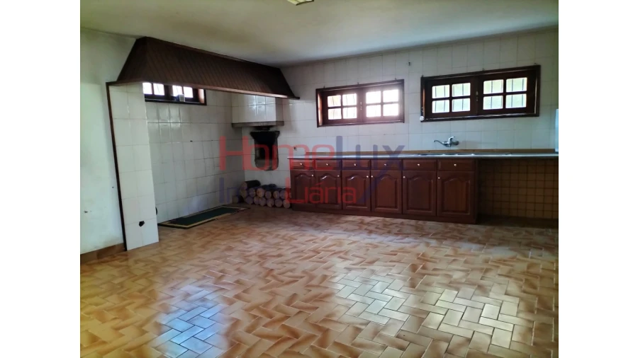 Moradia T5 para Venda em Roriz Foto 15