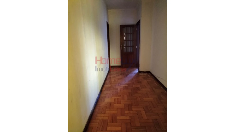 Moradia T5 para Venda em Roriz Foto 45