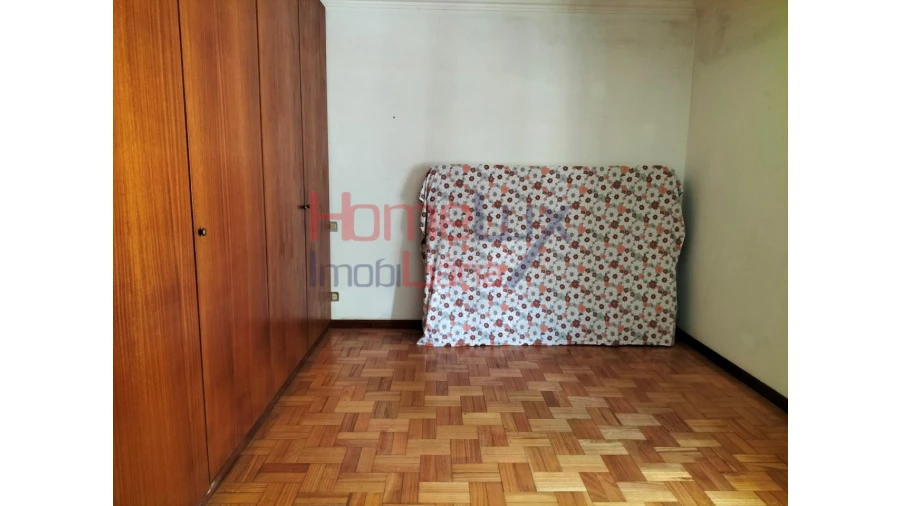 Moradia T5 para Venda em Roriz Foto 46