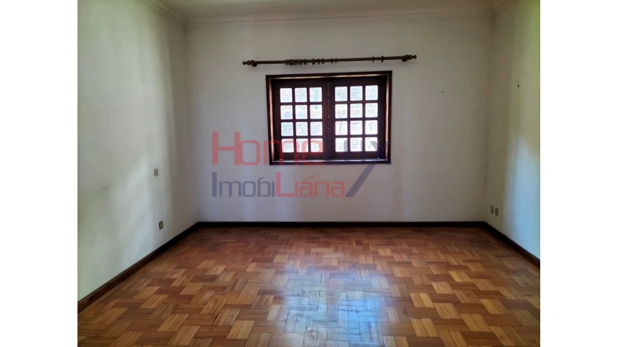 Moradia T5 para Venda em Roriz Foto 54