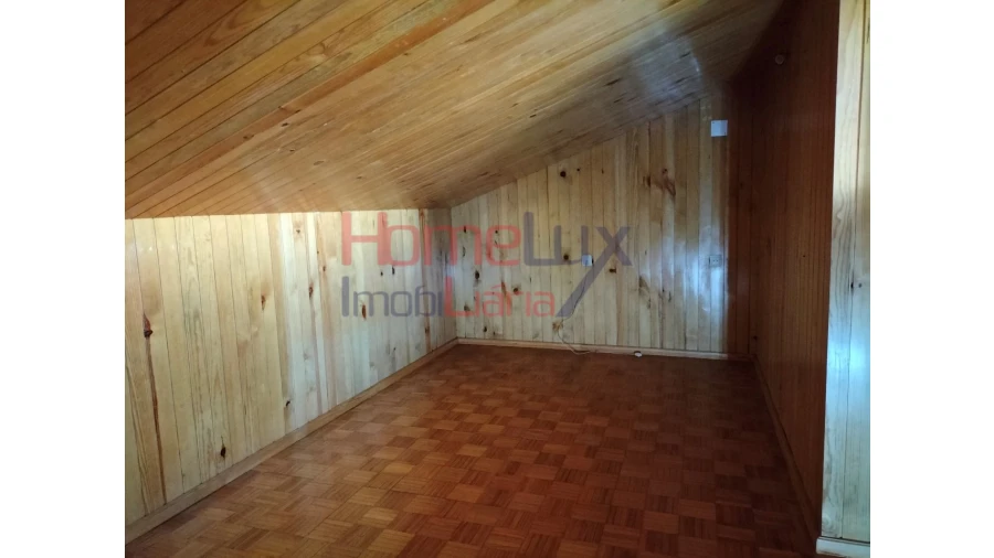 Moradia T5 para Venda em Roriz Foto 72