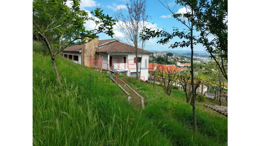 Moradia T5 para Venda em Roriz Foto 124