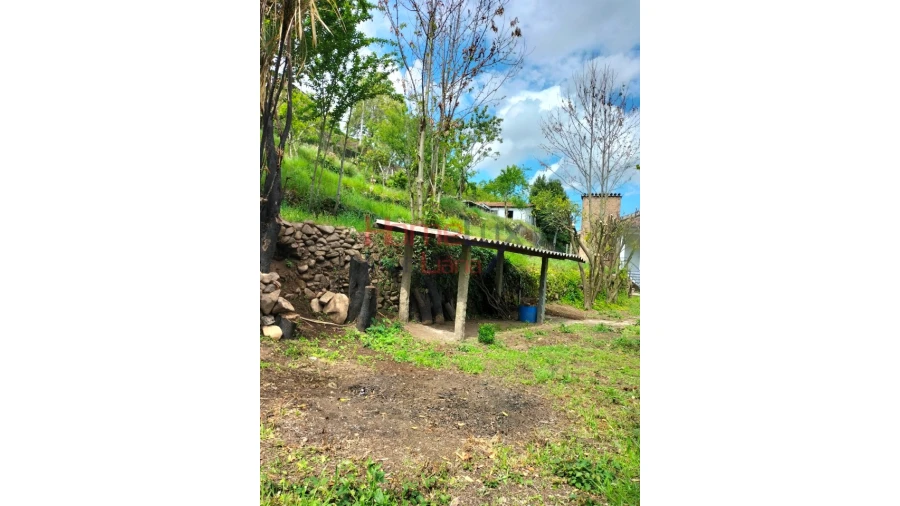 Moradia T5 para Venda em Roriz Foto 135