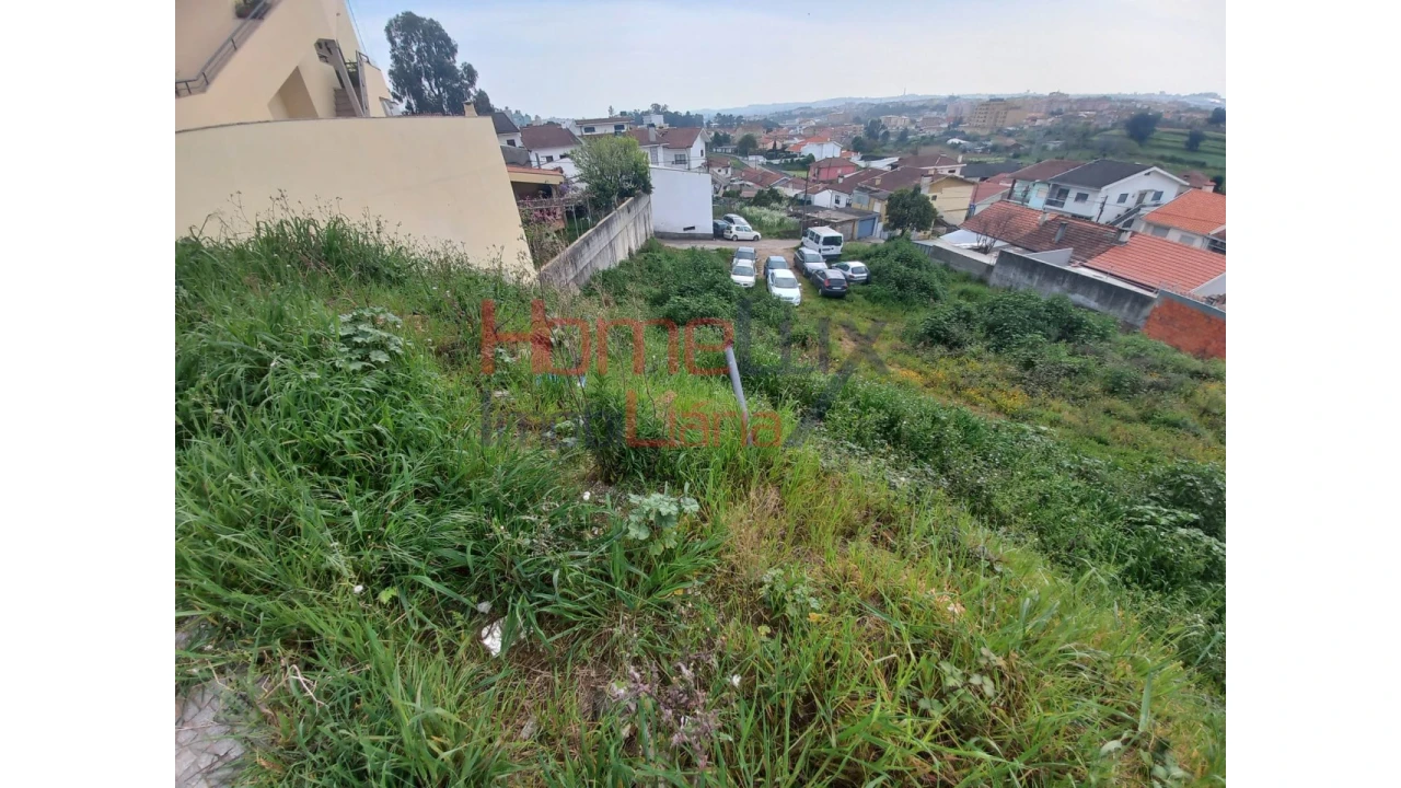 Terreno para Venda em Baguim do Monte (Rio Tinto) Foto 2