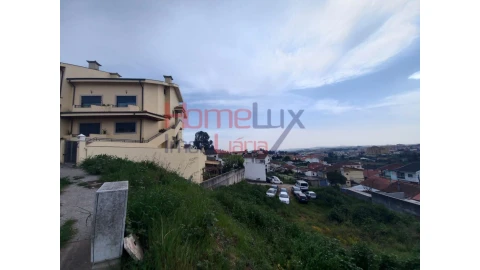Terreno para Venda em Baguim do Monte (Rio Tinto)