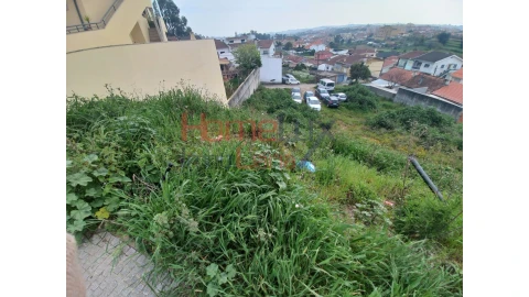 Terreno para Venda em Baguim do Monte (Rio Tinto)